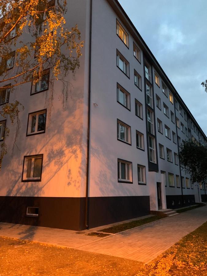 Uus 13B, Beautiful 3-Bedroom Apartment - 3 Big Beds Tartu Kültér fotó